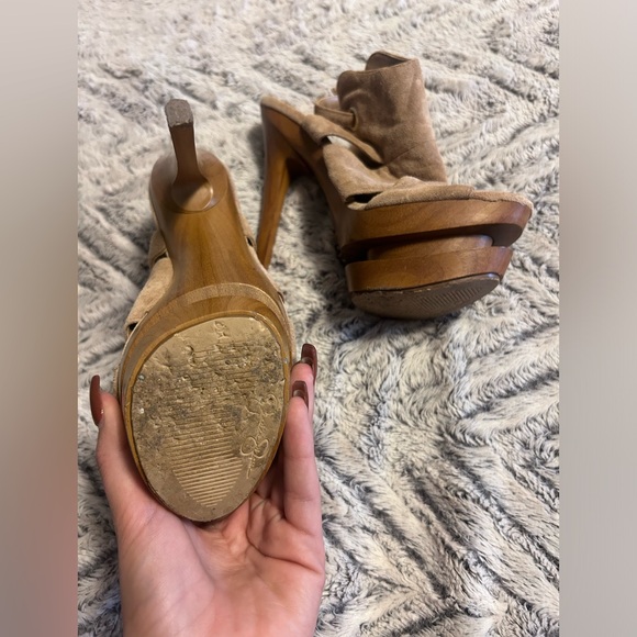 JESSICA SIMPSON wooden pump heal 7.5 - Picture 7 of 8